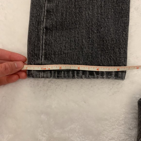 Levi’s Aritzia 501 Skinny in Size 26 - Picture 14 of 16